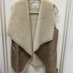 Velvet by Graham & Spencer Vest